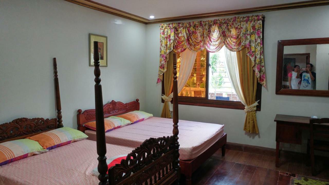 Batac Casa Familya酒店 外观 照片
