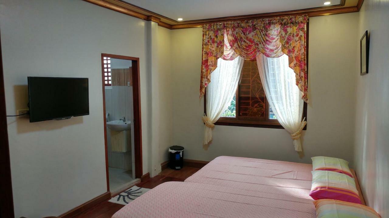 Batac Casa Familya酒店 外观 照片
